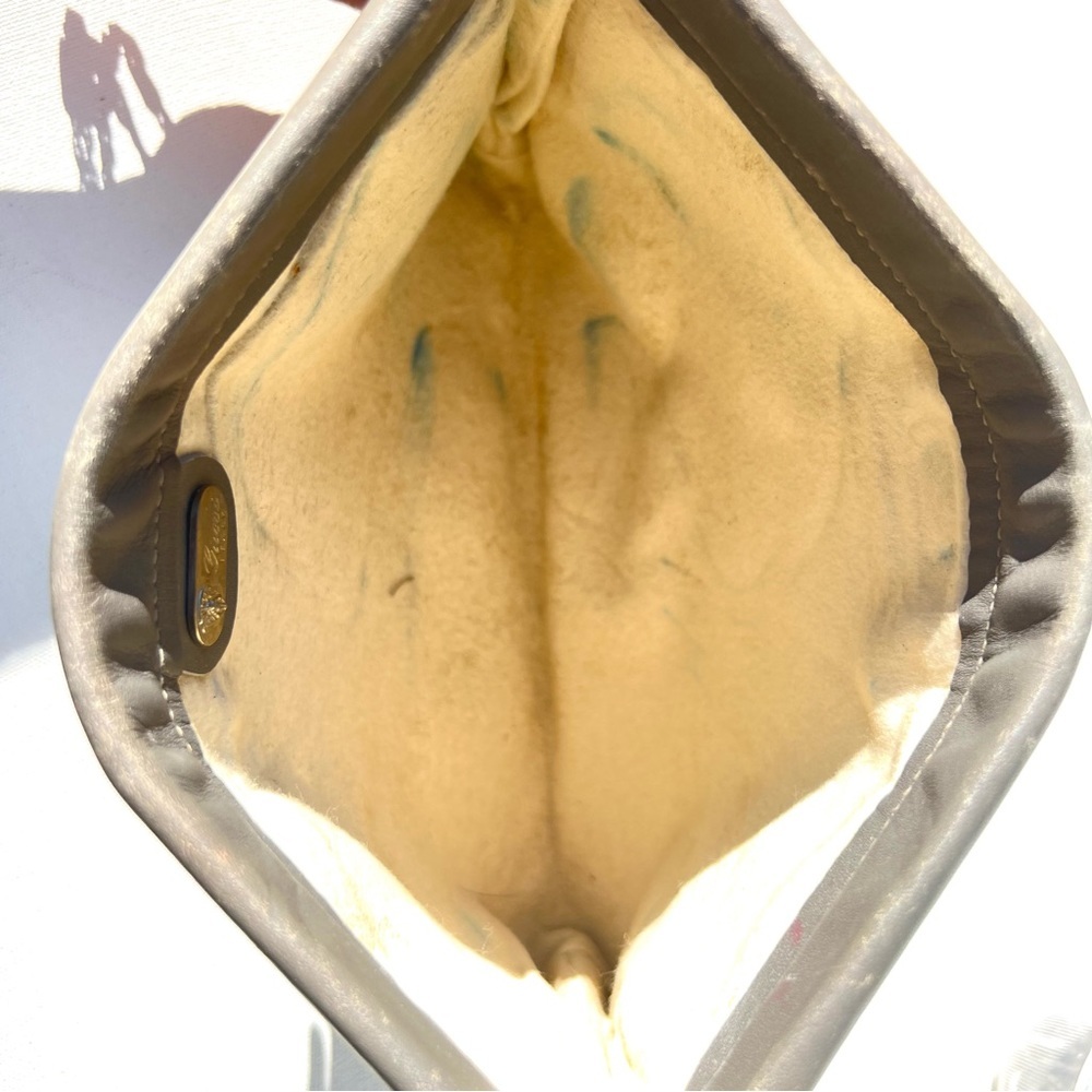 Gucci authentic gray logo clutch bag vintage - Picture 8 of 10